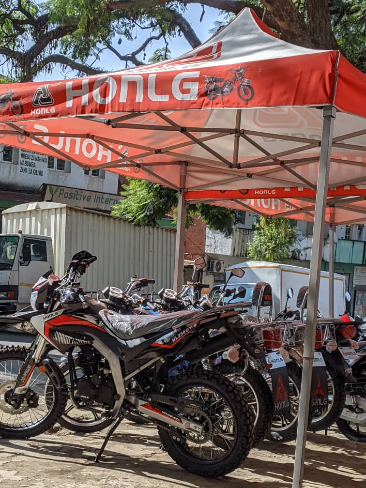 HONLG motorcycle dealer shop cooperation case 2 in Tanzania
